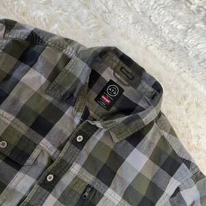 ATG Wrangler Flannel Shirt Mens L Green Gray Plaid Button Up Outdoor Hiking‎
